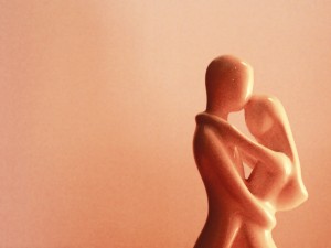 Waltzing_together_statue Ref Wikimedia
